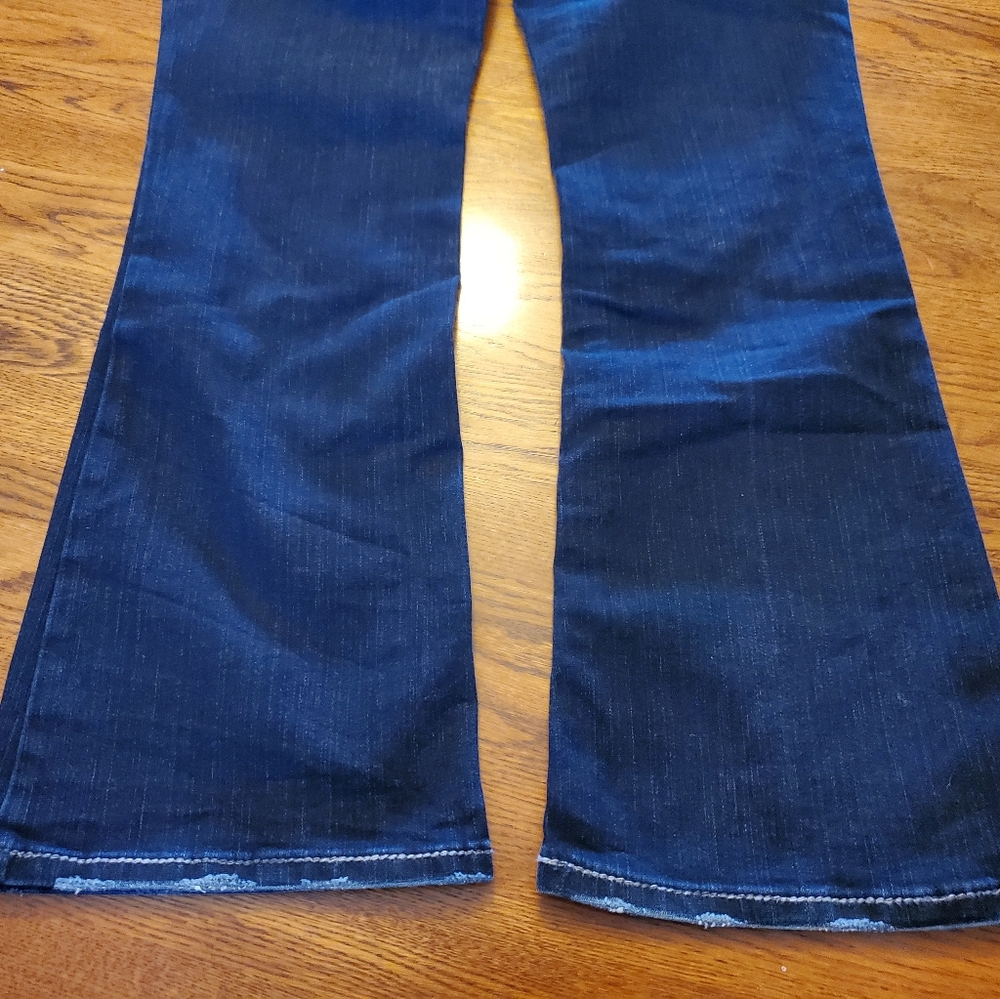 Silver Jean's - Picture 10 of 10